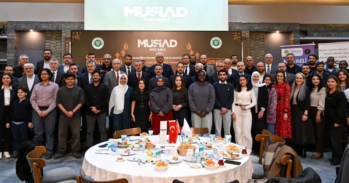 Tahir Büyükakın’dan Balkanlar mesajı