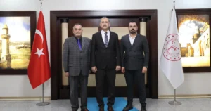 Ağrı Valisi Önder Bozkurt, Ortadoğu Gazeteciler Cemiyeti Başkanı Nihat Aydın
