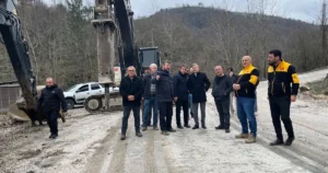 Düzce’nin Yığılca ilçesinde, 17 köyün ana ulaşım güzergâhı olmasının yanı