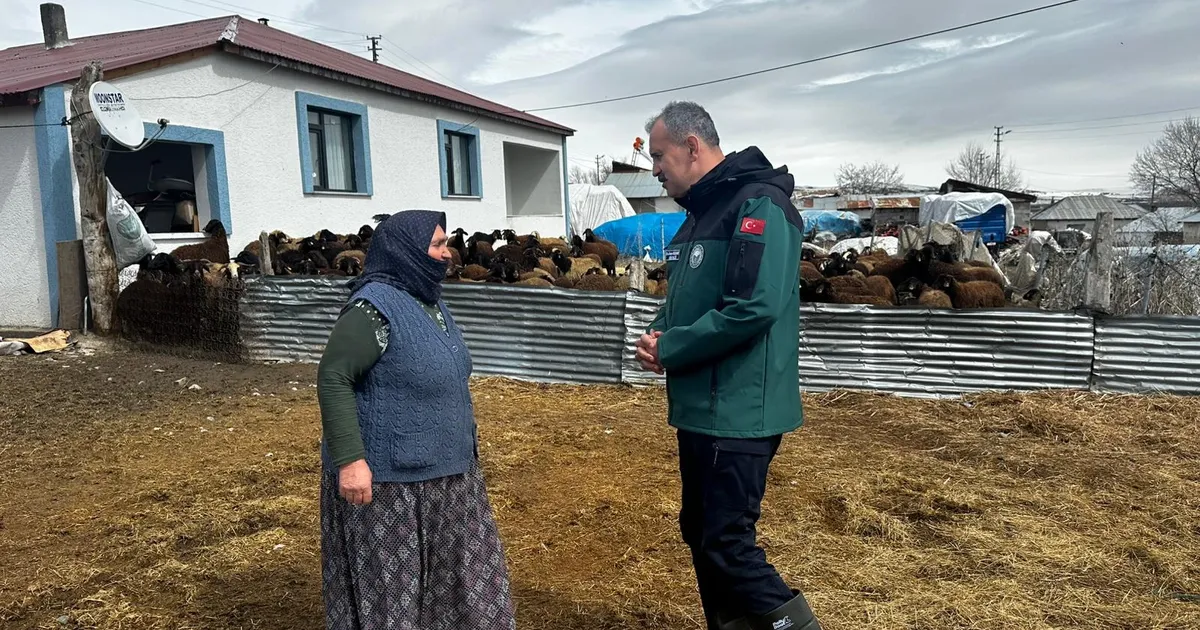 Ağrı Valisi Dr. Önder Bozkurt, alışılmış ziyaret programlarının dışına çıkarak