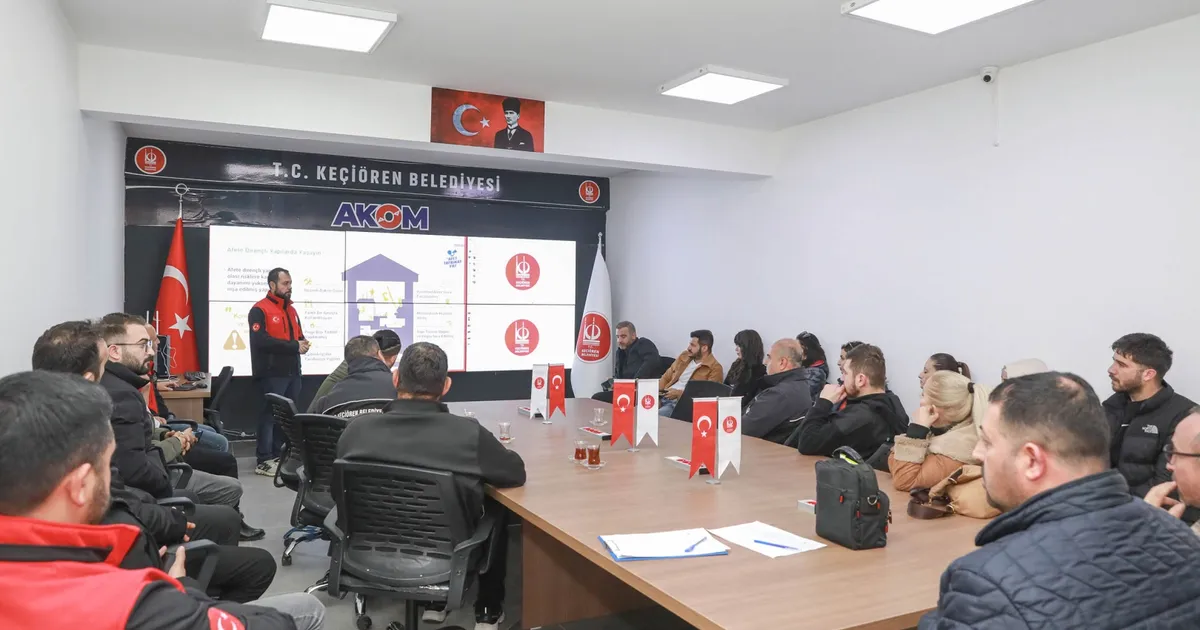 Ankara Keçiören Belediyesi’nden personele yangın söndürme eğitimi