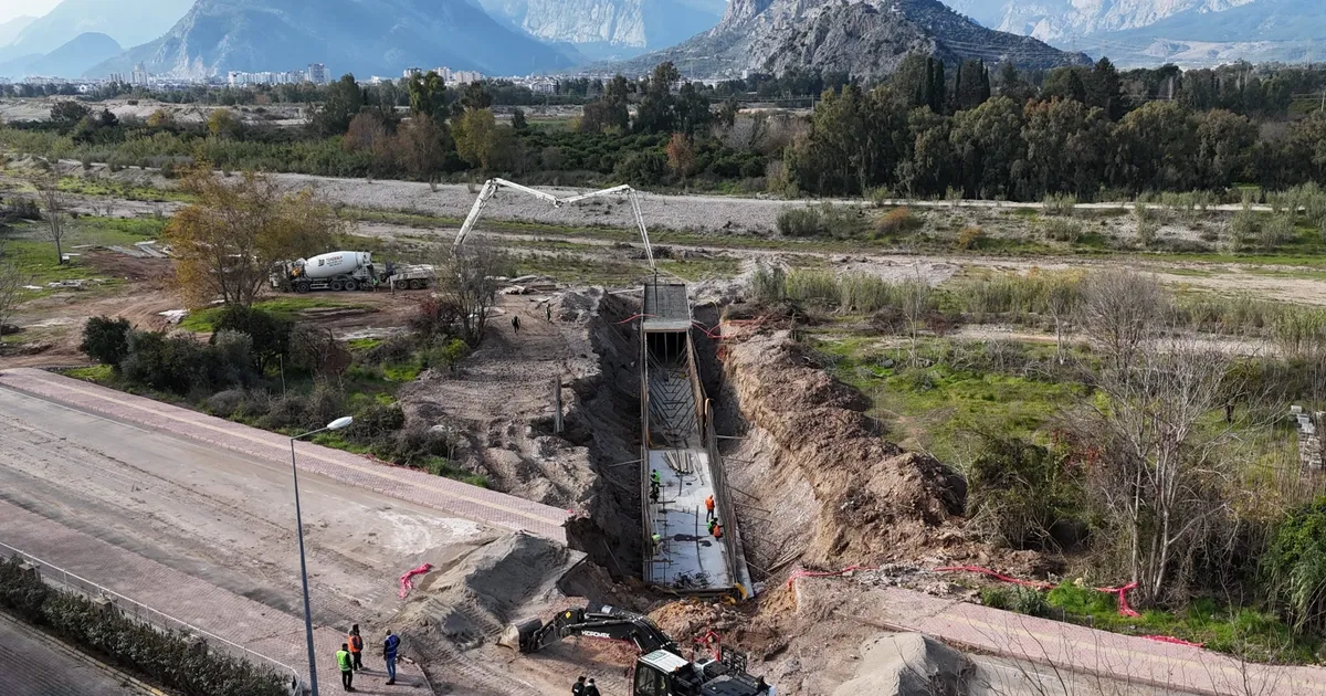 Antalya Büyükşehir Belediyesi ASAT Genel Müdürlüğü tarafından yürütülen “Konyaaltı İlçesi
