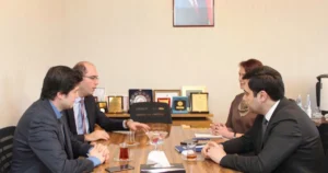 Bakü Avrasiya Üniversitesi ev sahipliğinde düzenlenen yuvarlak masa toplantısında Türkiye
