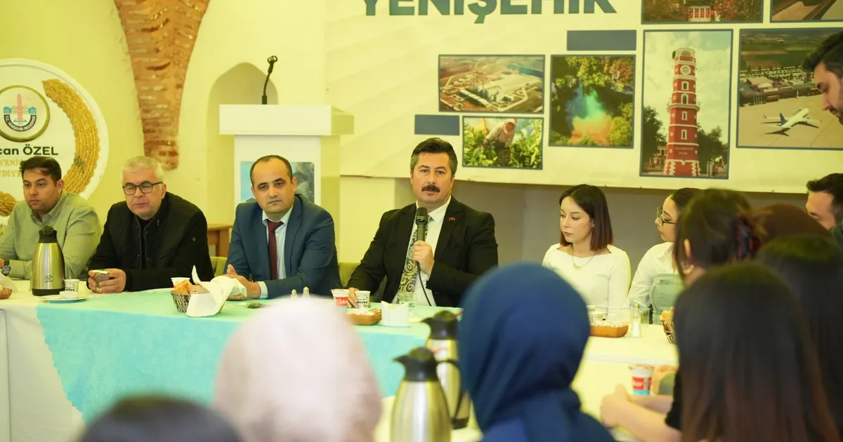 BUÜ İbrahim Orhan Meslek Yüksekokulu öğrencileriyle iftar sofrasında bir araya