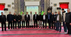 Osmangazi Belediye Başkanı Erkan Aydın, Ramazan Bayramı’nı vatandaşlarla birlikte karşılayarak