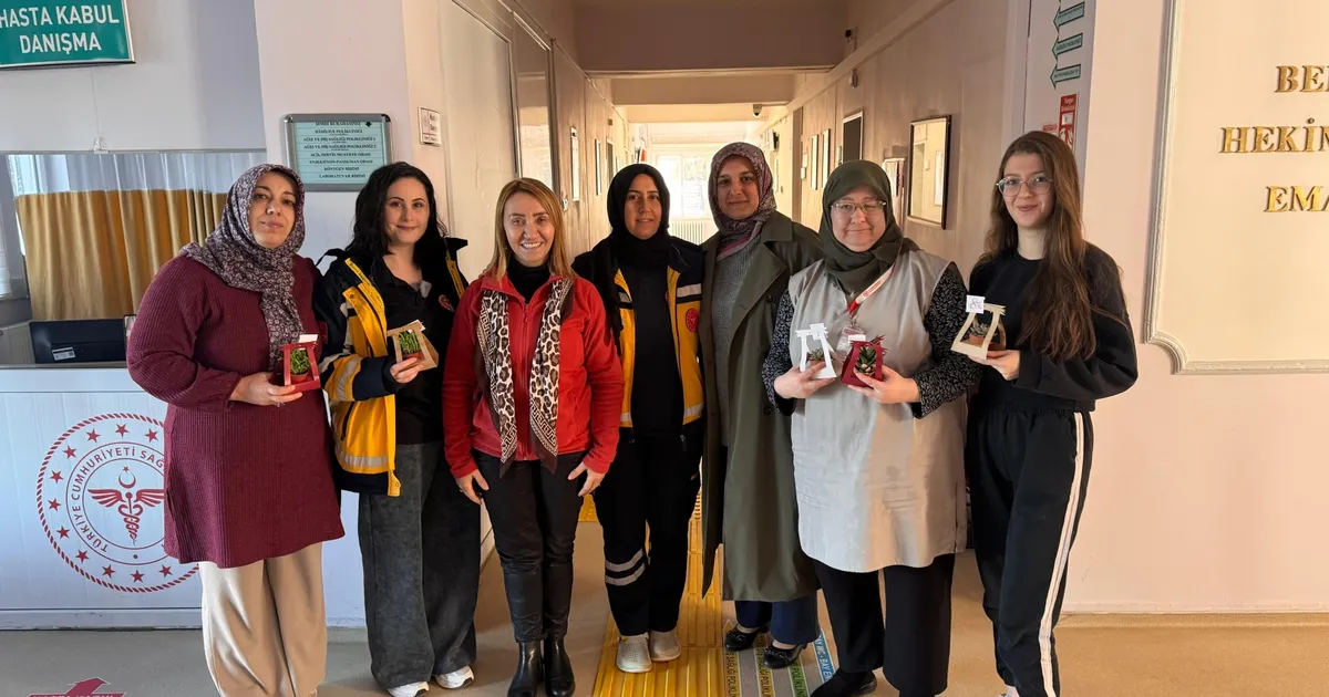 Bilecik Pazaryeri’nde kadınlara 8 Mart sürprizi