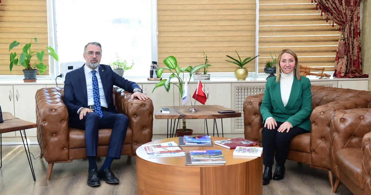 Bursa’nın Kestel Belediye Başkanı Ferhat Erol ile Bilecik’in Pazaryeri Belediye
