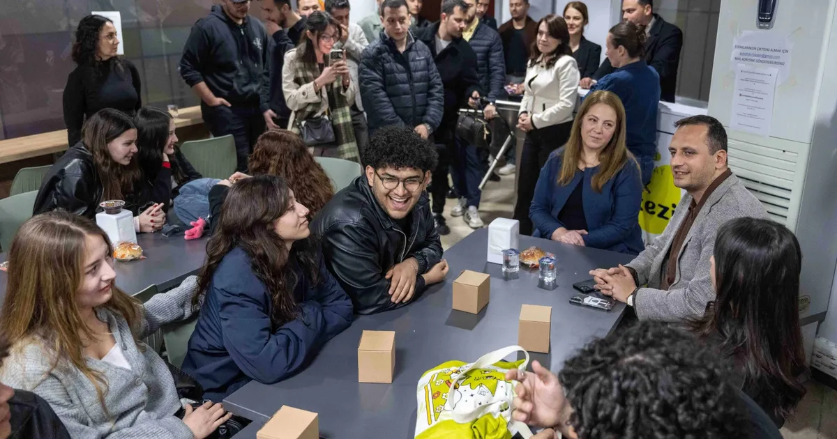Bornova’da Gülşah Durbay Gençlik Merkezi’nde sıcak buluşma