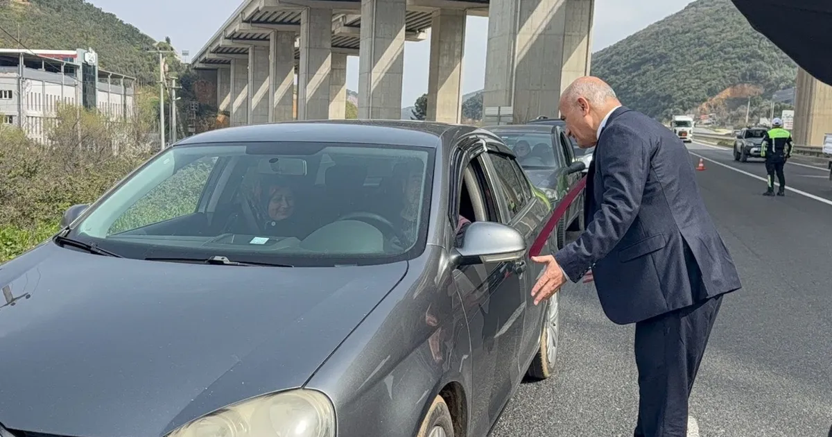 Bursa Gemlik’te Kaymakam Canbaba ‘sensiz olmaz’ diyerek uyardı