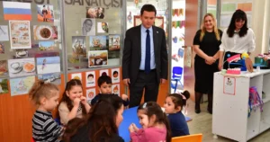 Osmangazi Belediye Başkanı Erkan Aydın, Minik Kalpler Kreş ve Gündüz
