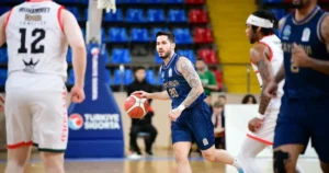 Türkiye Basketbol Ligi’nde zirve takibini sürdüren Çayırova Belediyesi, ligin 26.