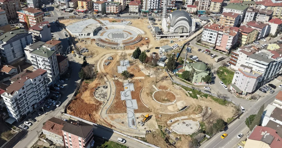 Çayırova’da Kent Meydanı ortaya çıkıyor