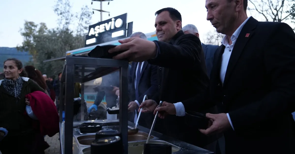 Dalaman’da ilk mahalle iftarına yoğun katılım