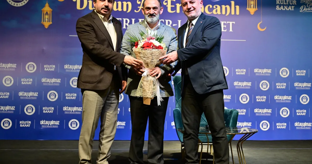 Dursun Ali Erzincanlı Bursa Yıldırım’da gönüllere dokundu