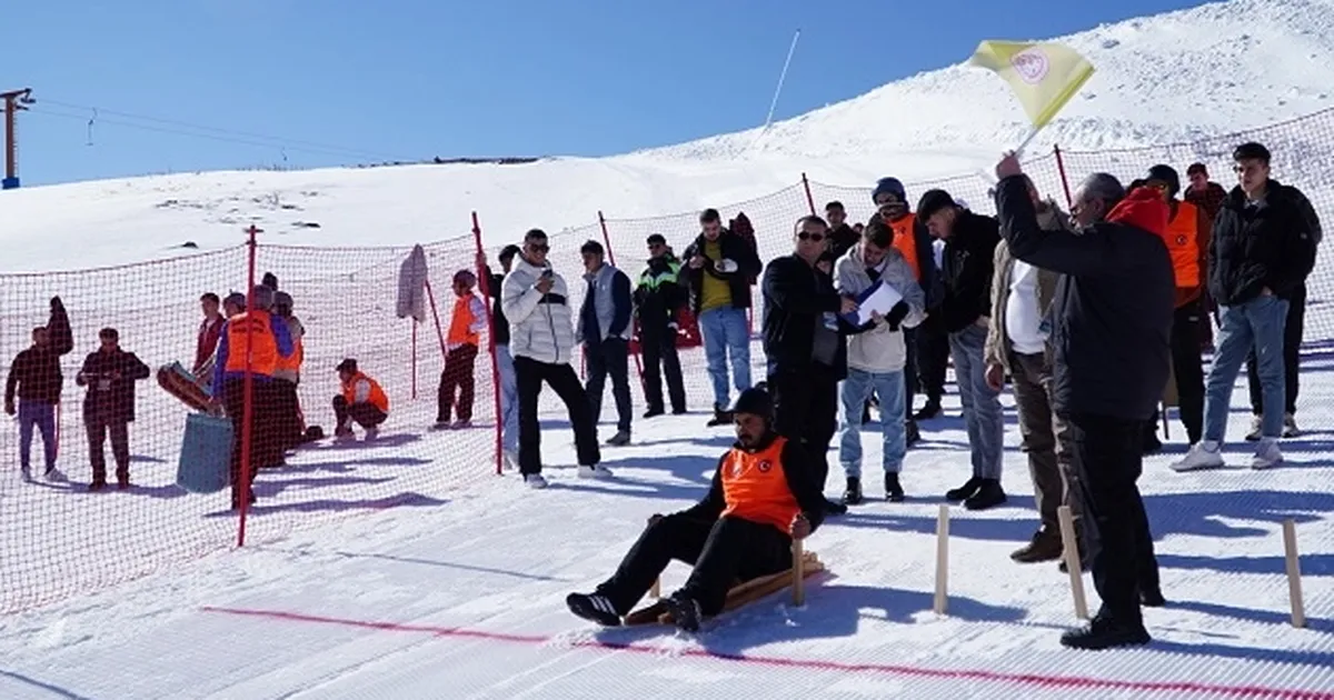 Erciyes’te Geleneksel Kızak Türkiye Şampiyonası heyecanı