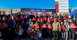 Gaziantep Büyükşehir Belediyesi tarafından, traktörü bulunan ancak reflektörü olmayan çiftçilere