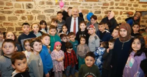 Gebze’de Belediyesi’nin “Gebze’de Mevsim Ramazan” etkinlikleri kapsamında, Ramazan ayının uğurlanıp