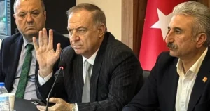 CHP Genel Başkan Yardımcısı Gökan Zeybek, Bursa'da yerel seçimlerin ikinci