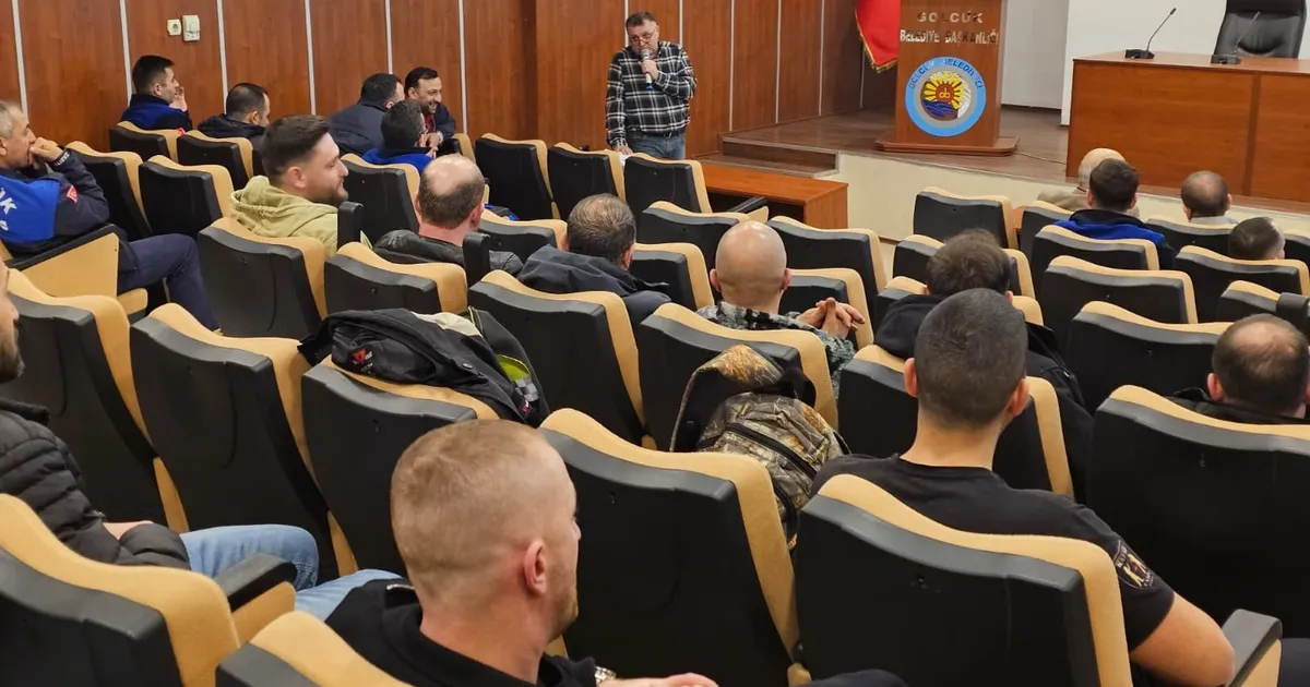 Gölcük Belediyesi, hizmet kalitesini artırmak ve trafik bilincini güçlendirmek amacıyla