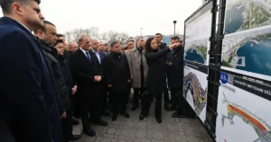 İstanbul Büyükşehir Belediyesi'nin yarışmayla belirlenen Kadıköy Meydanı Düzenleme Projesi için