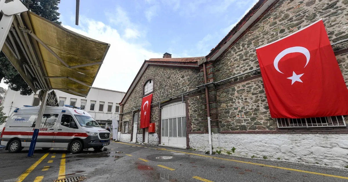 İzmir Büyükşehir Meclisi’nden Vakıflar’a tahliye isyanı