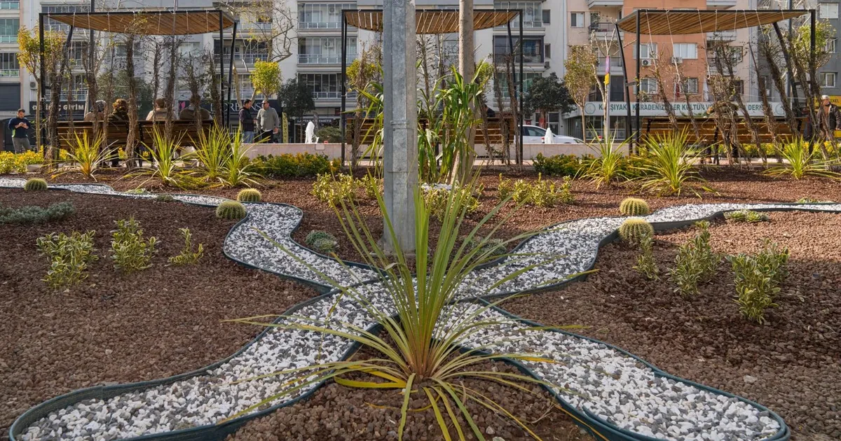 İzmir’de atıl alanlar parka dönüşüyor