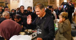 İzmir Büyükşehir Belediye Başkanı Dr. Cemil Tugay, Tire Belediyesi tarafından