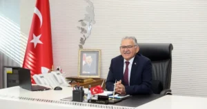 Kayseri Büyükşehir Belediye Başkanı Dr. Memduh Büyükkılıç, 8 Mart Dünya