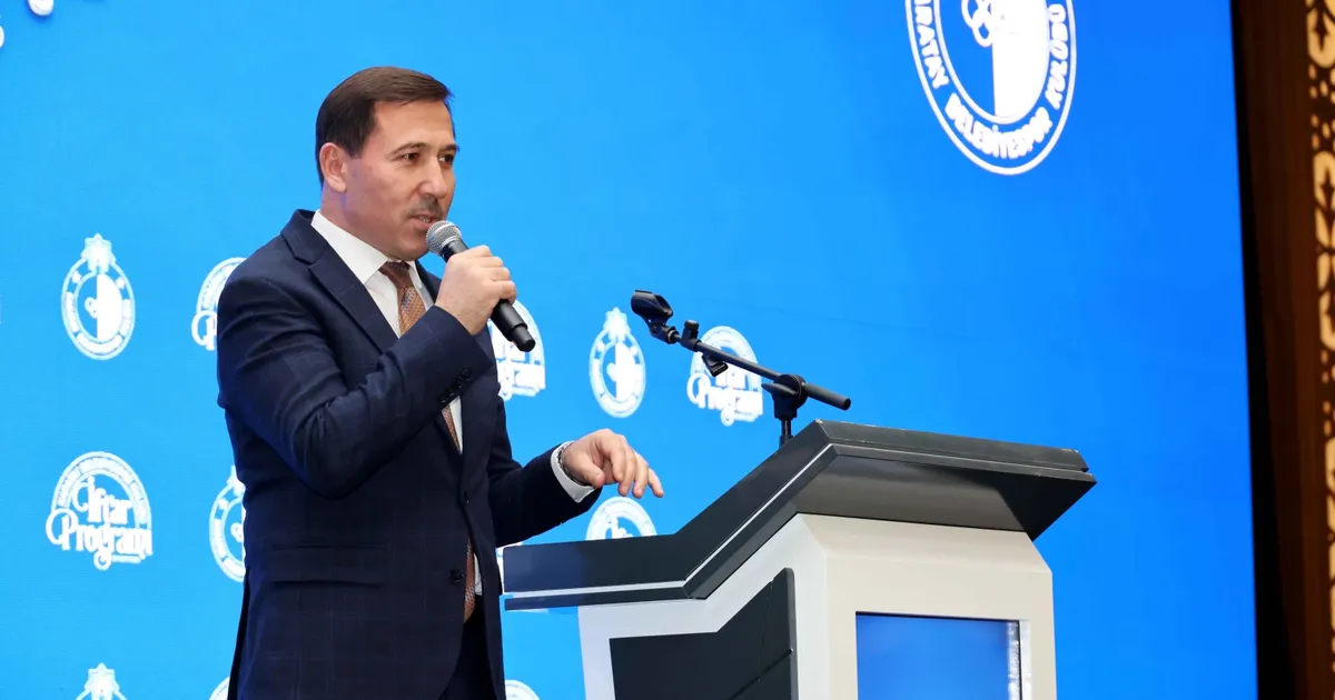 Karatay Belediye Başkanı Hasan Kılca, Karatay Belediyespor’un kulüp yöneticileri, antrenör
