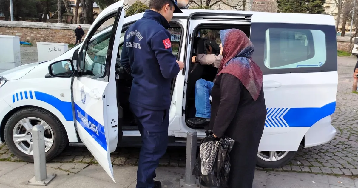 Kocaeli Zabıtası’ndan örnek duyarlılık
