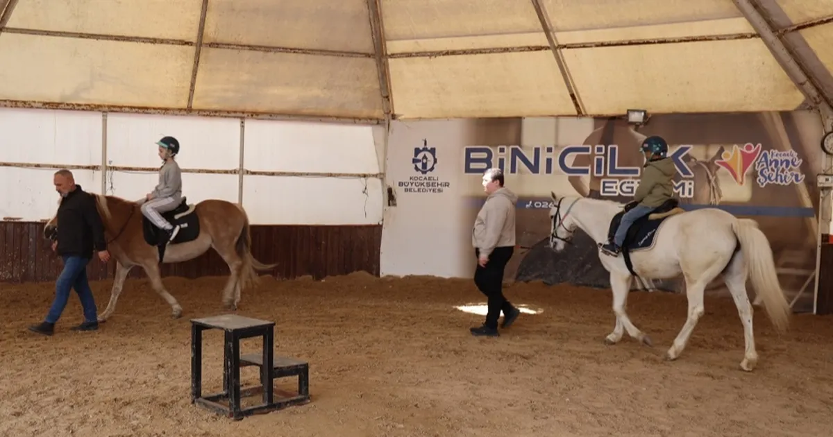 Kocaeli’de 230 çocuk binicilikle tanıştı