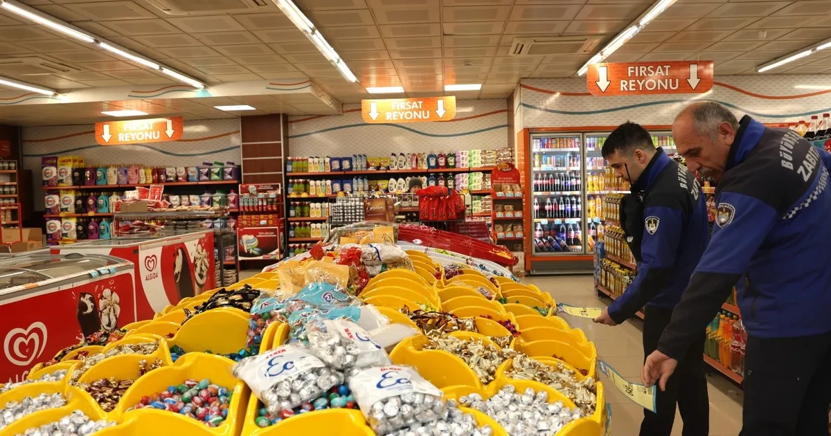 Kocaeli Büyükşehir Belediyesi Zabıta Dairesi Başkanlığı ekipleri, Ramazan Bayramı öncesinde