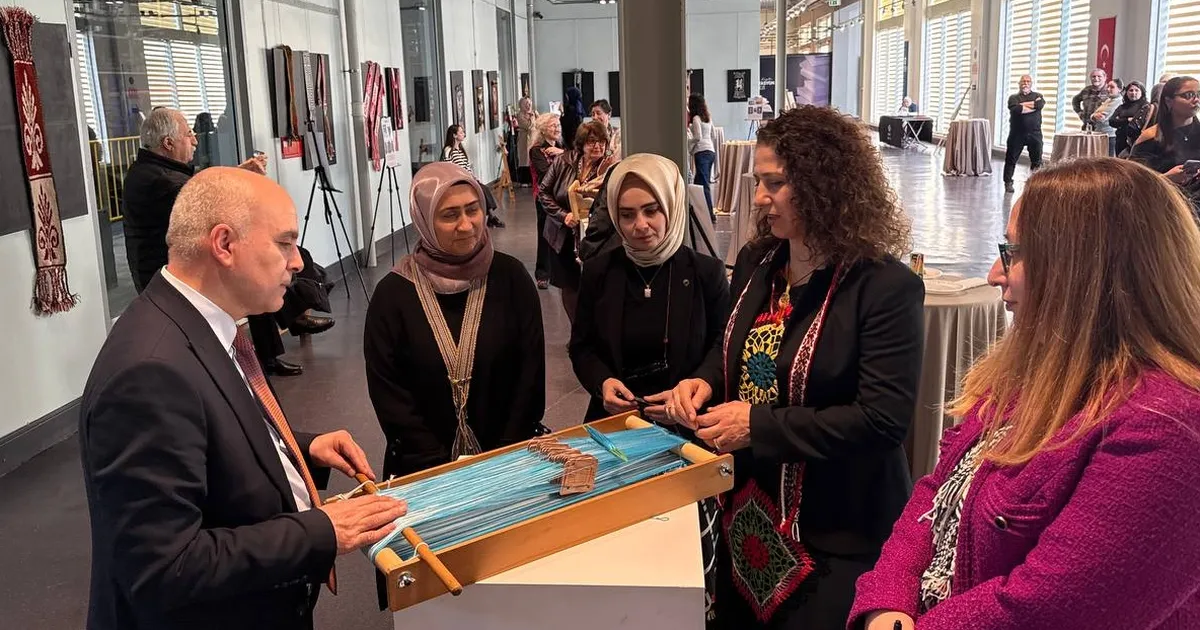 Kocaeli’de geleneksel motifler dokuma sanatıyla hayat buldu