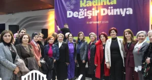 Kocaeli Büyükşehir Belediye Başkanı Tahir Büyükakın, 8 Mart Dünya Kadınlar