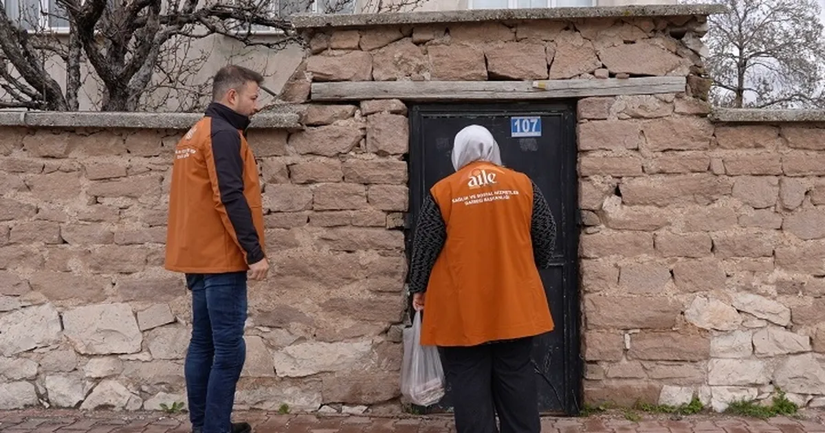 Konya Büyükşehir’den çınarlara vefa