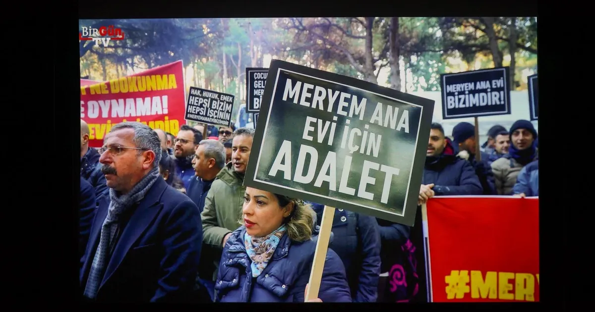 Maltepe Belediye Başkanı Mimar Esin Köymen, CHP Medya ve Halkla