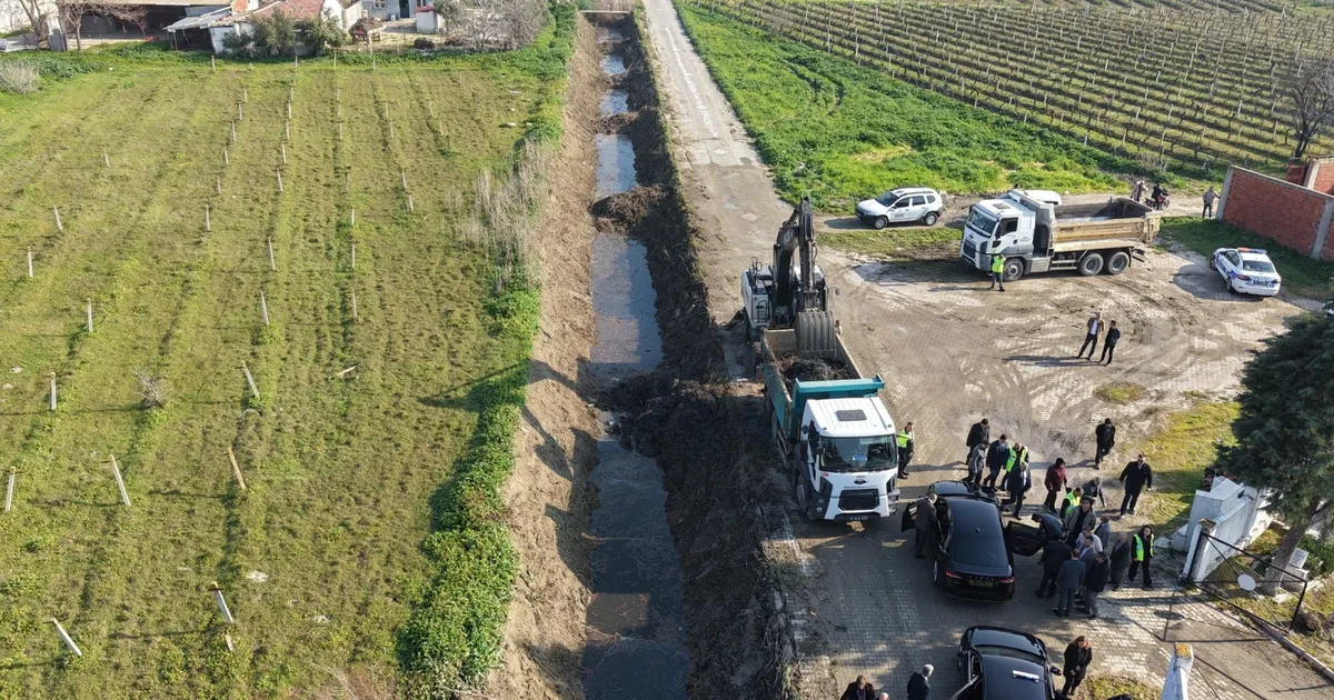 Manisa Saruhanlı’da dere temizlik seferberliği