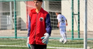 Mardinli genç kaleci Süleyman Edis, U14 Milli Takım seçmelerinde boy