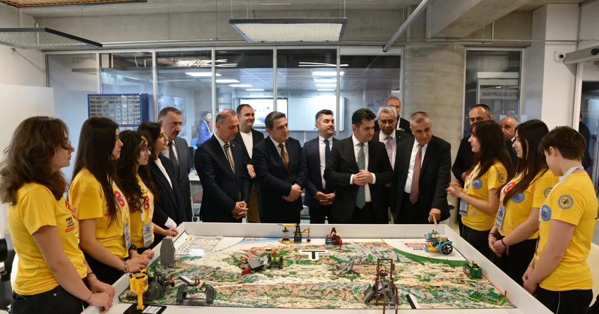 Bursa’da bir dizi ziyaret gerçekleştiren Meslekî ve Teknik Eğitim Genel