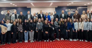 MÜSİAD Bursa Şubesi, Meslek Liseleri Hamilik Projesi kapsamında Zübeyde Hanım