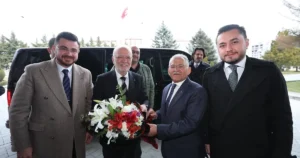 Kayseri Büyükşehir Belediye Başkanı Dr. Memduh Büyükkılıç, AK Parti Genel