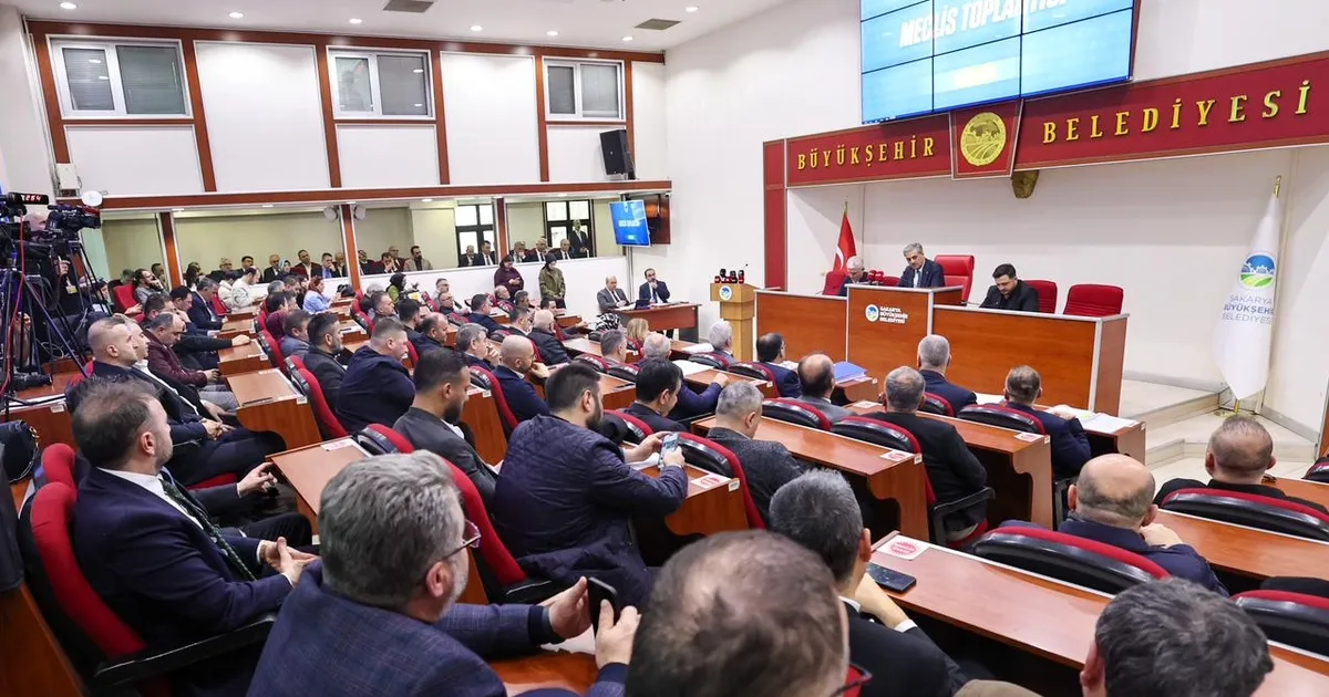 Sakarya Büyükşehir Belediyesi Mart Olağan Meclis Toplantısı gerçekleştirildi. 61 gündem