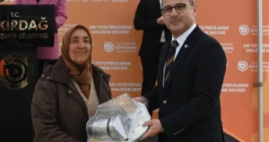 Tekirdağ Büyükşehir Belediyesi, bal üretimini artırmak ve arıcılık sektörünü güçlendirmek