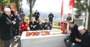 Trabzon Büyükşehir Belediye Başkanı Ahmet Metin Genç, Şehit Hava Pilot