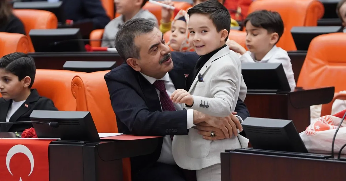 Bakan Tekin: Çocukların güvenliği için her adım atılacak