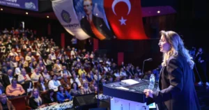 Bakırköy Belediyesi’nin iki yıllık çalışmalarını anlattığı lansmanda sosyal destekten spora,