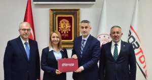 Bilecik’in Pazaryeri ilçesi, spor alanında tarihinin en kapsamlı yatırımlarından birine kavuşuyor. Gençlik