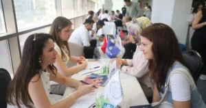 İstanbul Büyükşehir Belediyesi Bölgesel İstihdam Ofisi (BİO), kariyer fuarlarına hız