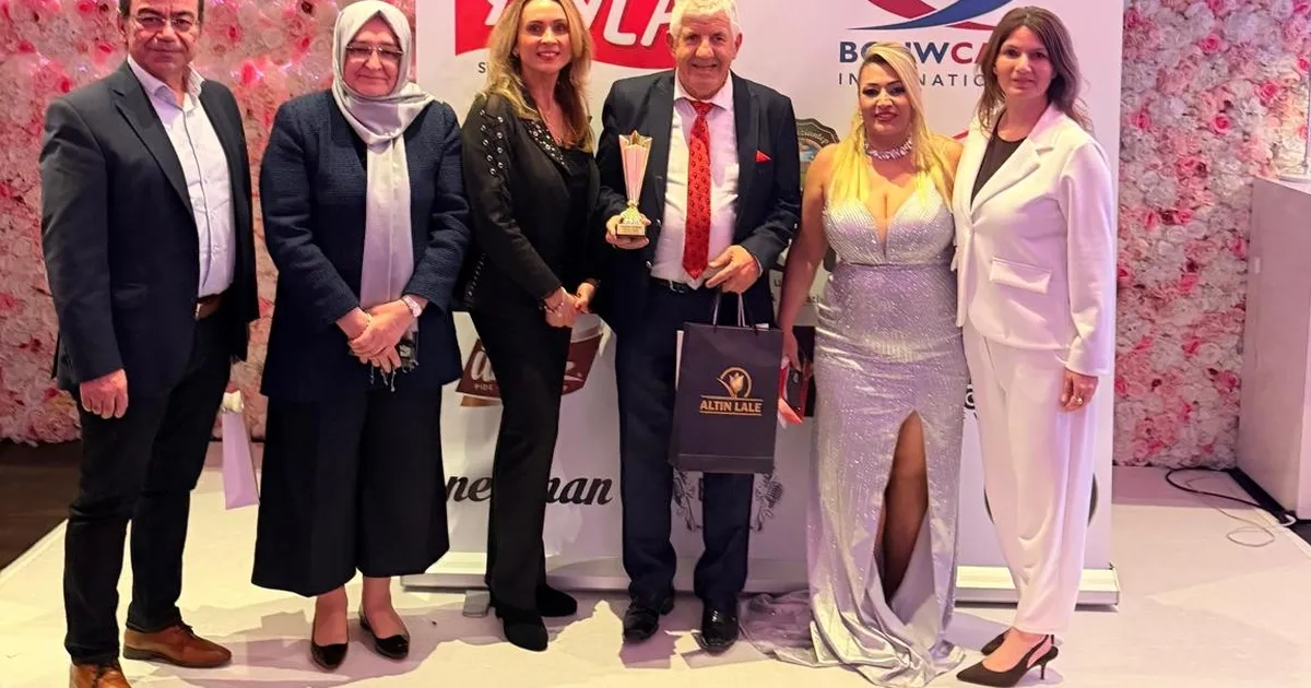 Bülent Türker’e Avrupa’nın Yıldızları’ndan onur ödülü