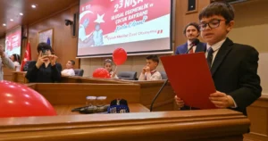 Farklı ülkelerden ve Bursa’nın dört bir yanından gelen çocuklar, Bursa